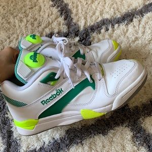 Reebok men’s Tennis Court Victory shoes (the pump)
